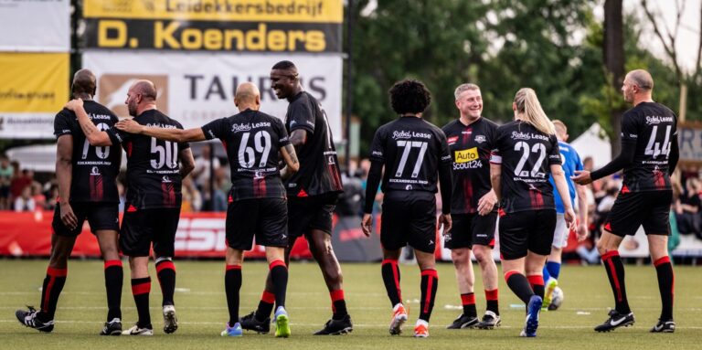 De Vossenberg op z’n kop met FC De Rebellen!